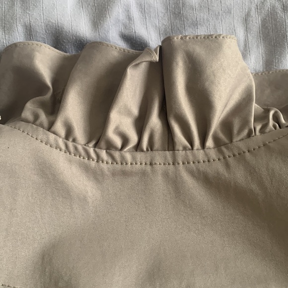 Idra ruffle trench coat - Picture 15 of 15